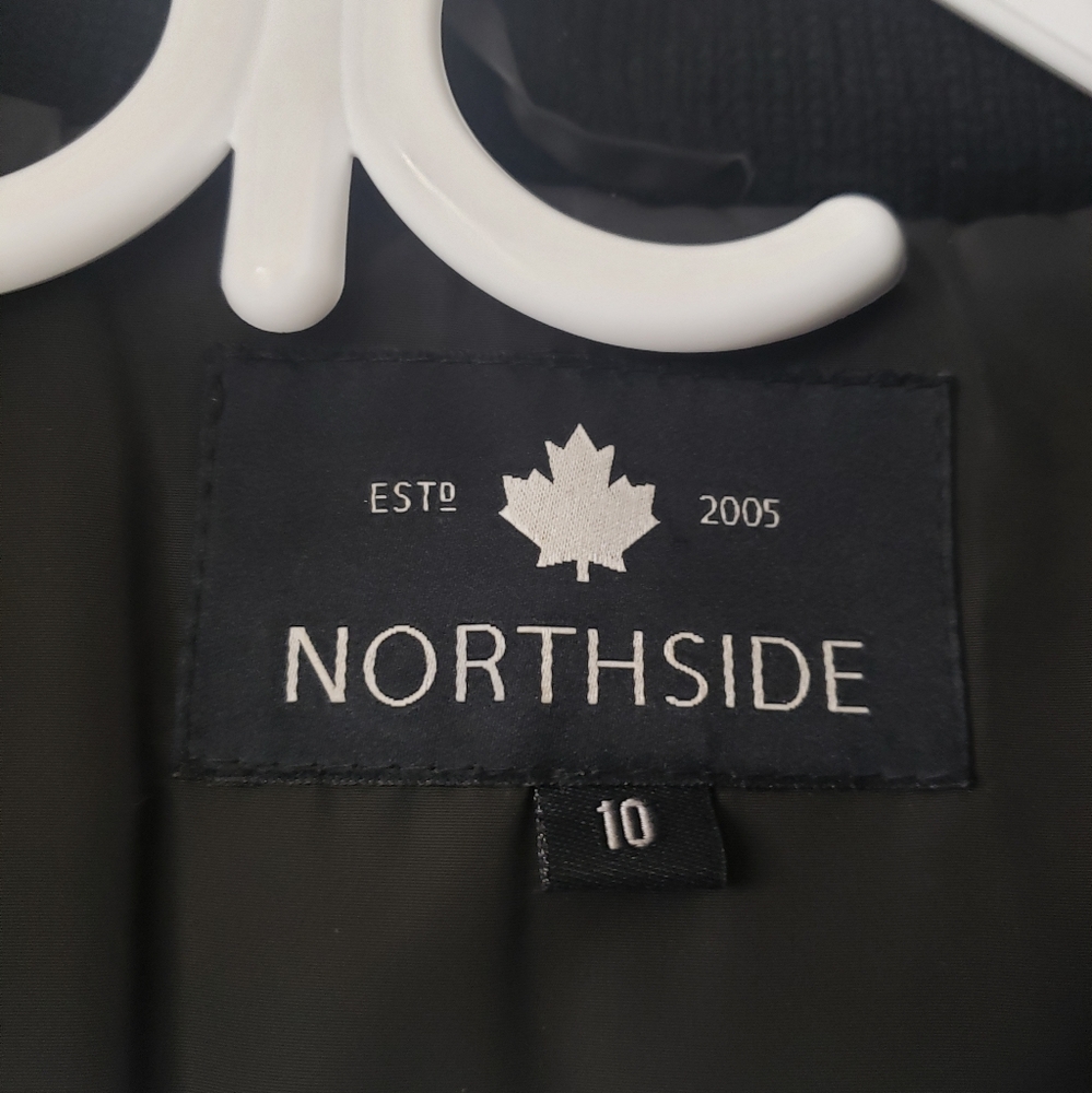 Women's Winter Jacket - Picture 3 of 5